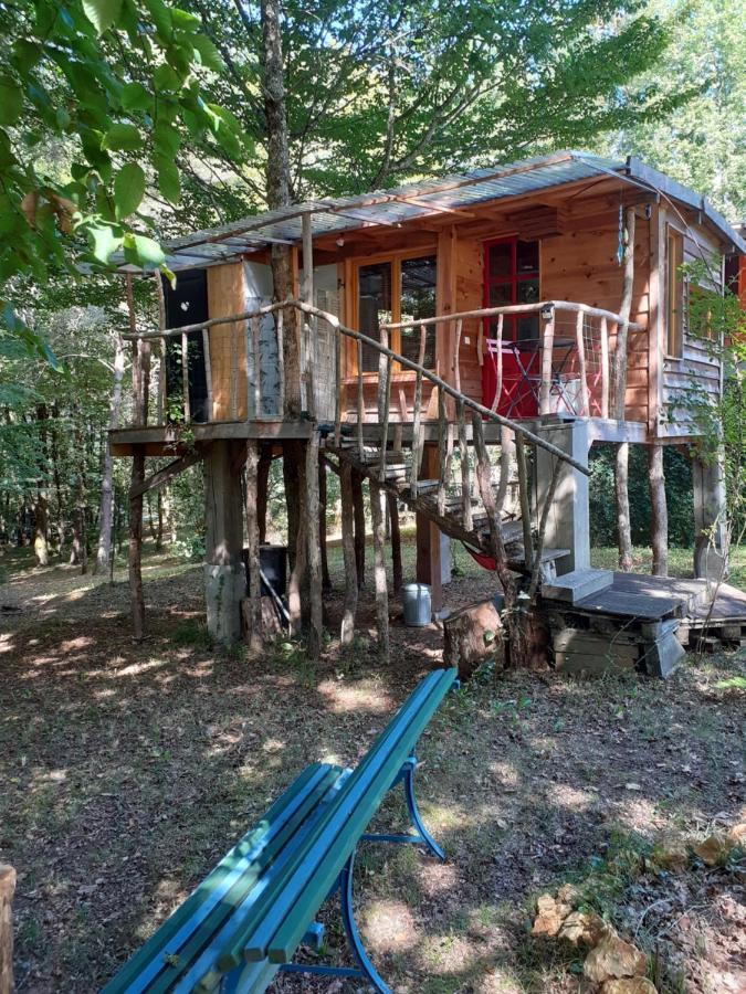 La Cabane De L'Oiseau Couze-et-Saint-Front Екстериор снимка